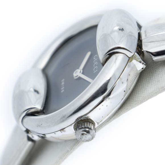 Gucci 1400L Watch   in Silver/Black Silver Plated - Picture 3 of 6